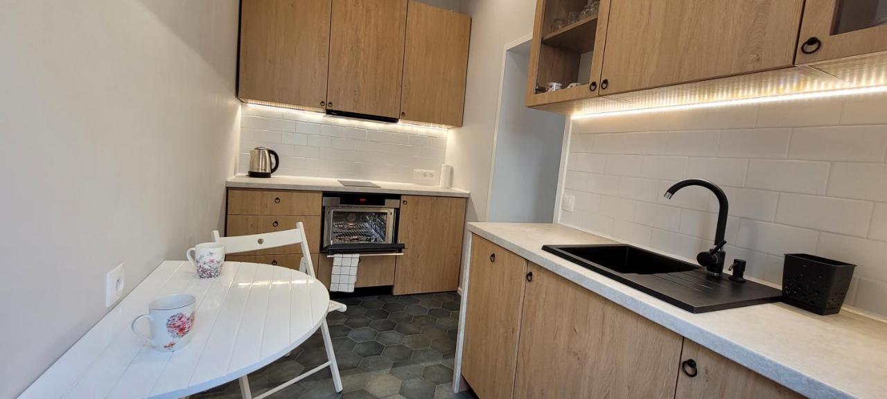 Kana - Stylish Apartment In Krakow Pomorska - Close, Wifi, Smart Tv クラクフ エクステリア 写真