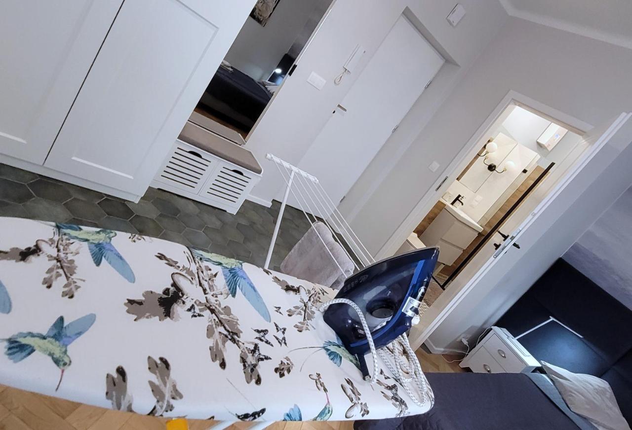 Kana - Stylish Apartment In Krakow Pomorska - Close, Wifi, Smart Tv クラクフ エクステリア 写真