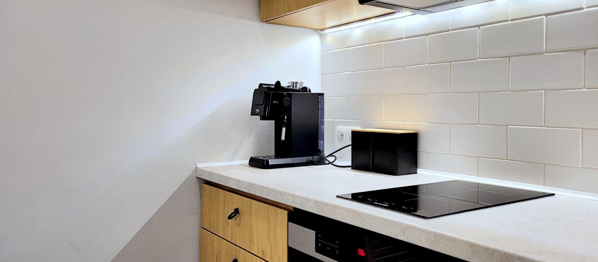 Kana - Stylish Apartment In Krakow Pomorska - Close, Wifi, Smart Tv クラクフ エクステリア 写真